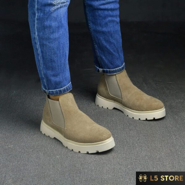 301 suede